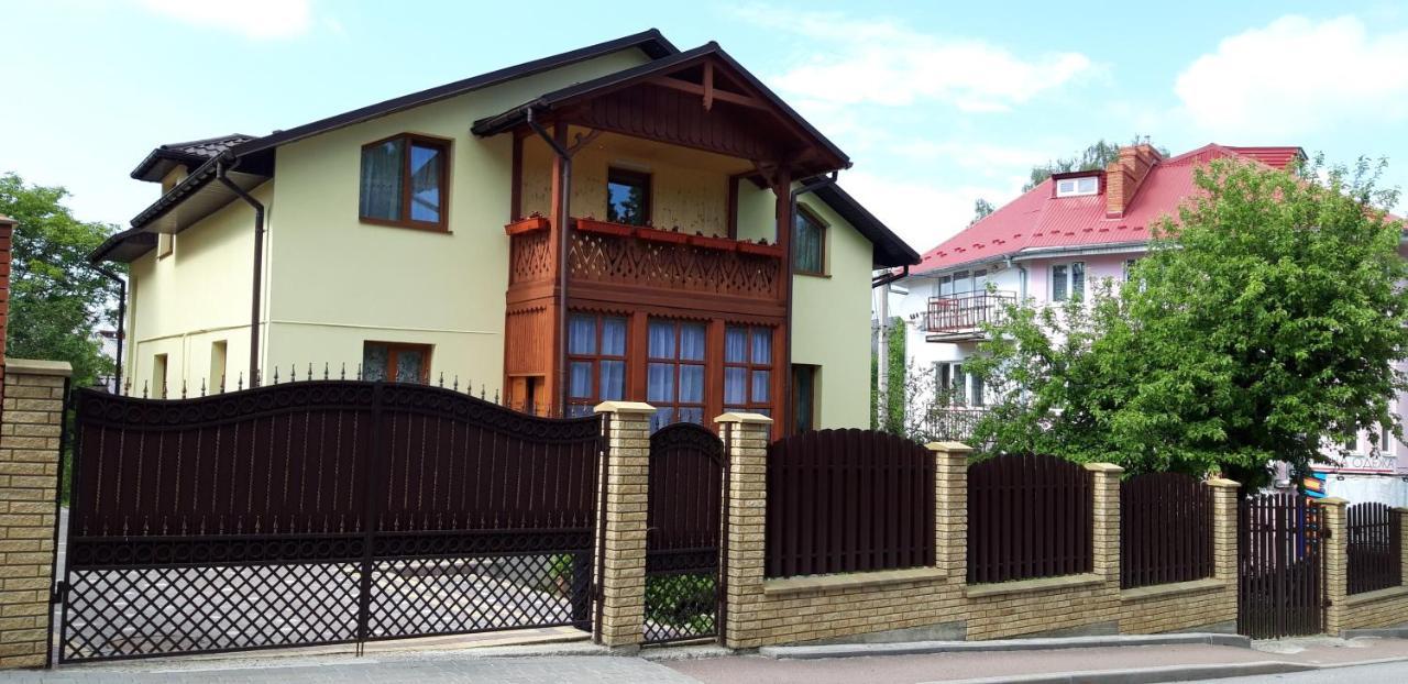 Гостьовий Будинок "Natali" Truskavets Dış mekan fotoğraf